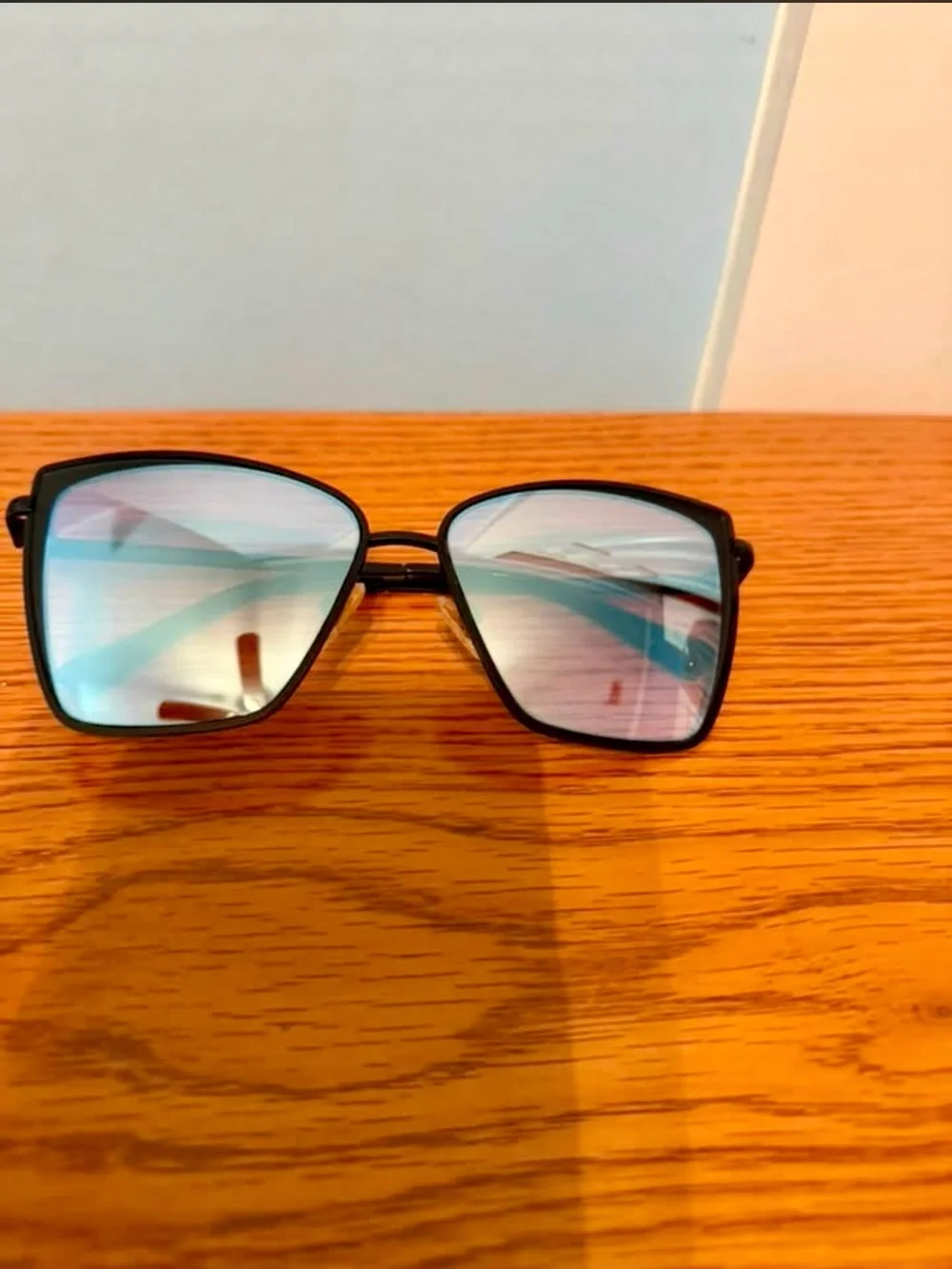 DIFF Becky Mirrored Sunglasses